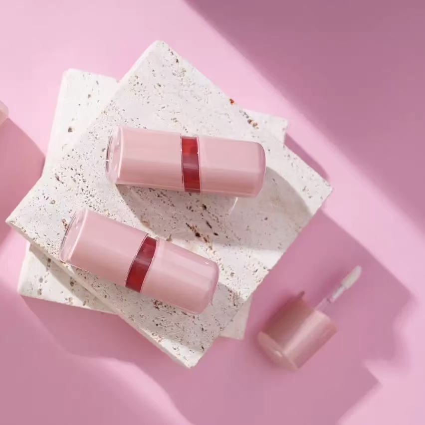 Lip Gloss/Lip Oil 4046